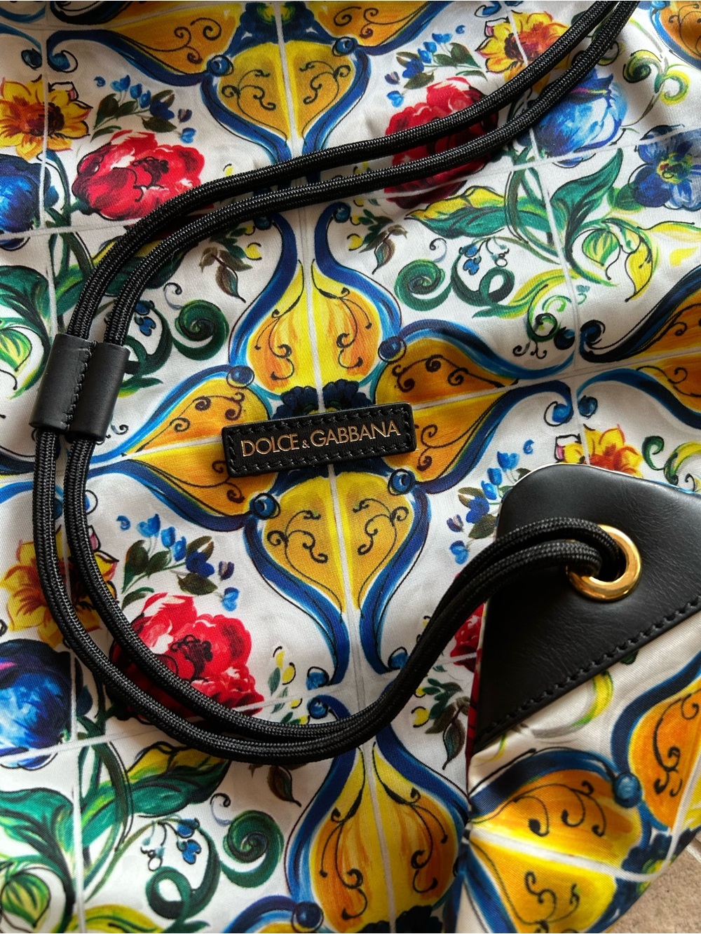 Dolce & Gabbana Multicolor Floral Tile-Print Bag pack, Tote with Navy Trim - Picture 6 of 7